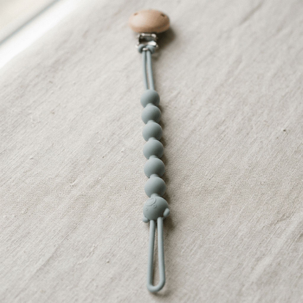 Everyday Pacifier Clip - Tidli